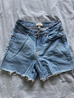(Category: ) located in . Submitted by ashleysim__ (Listing ID 1273967514, Image 1). Description: .