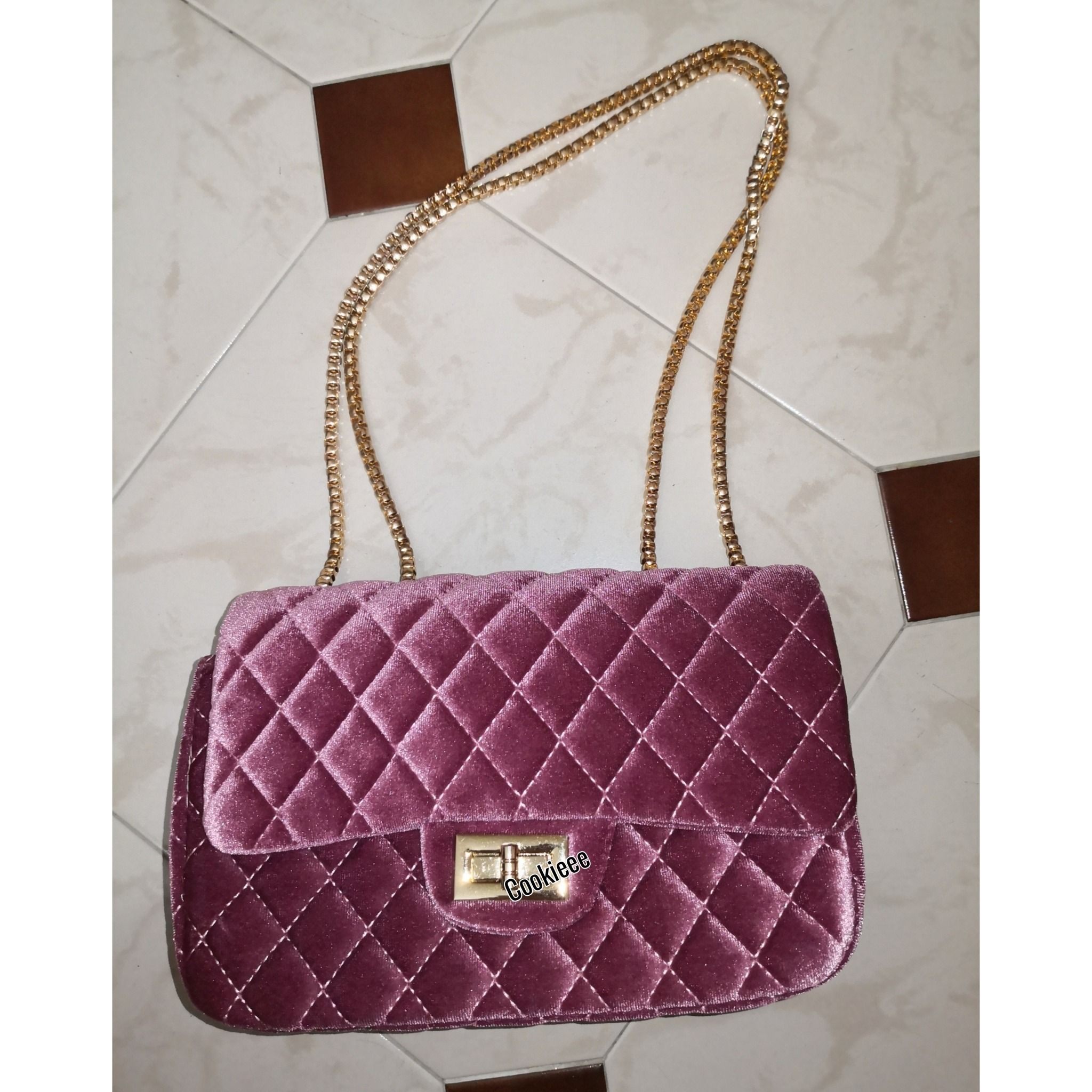 Chain clutch purse top