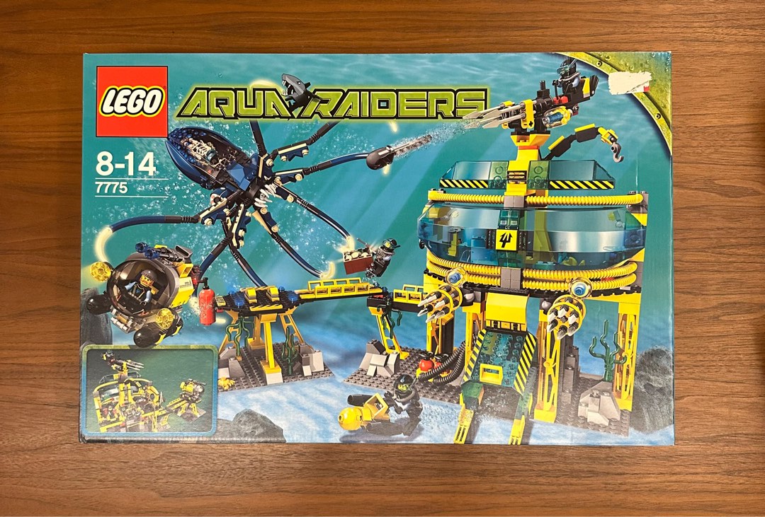 Lego aqua sales raiders 7775