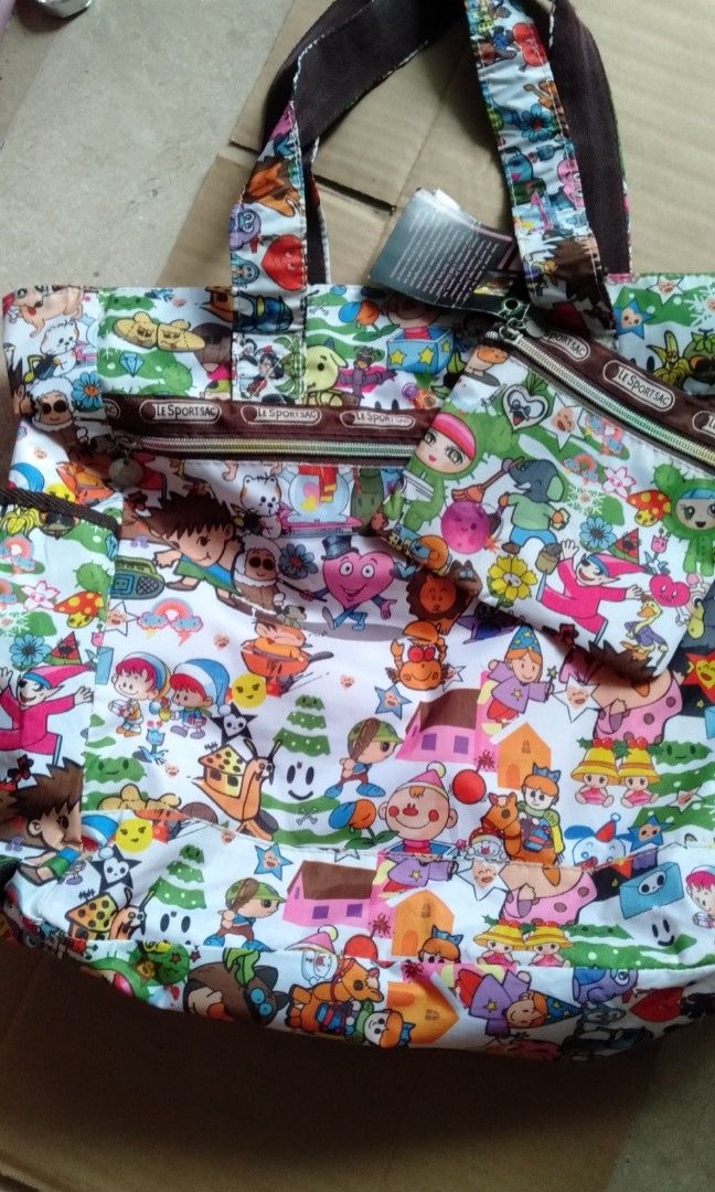 lesportsac Luxury Bags Wallets on Carousell