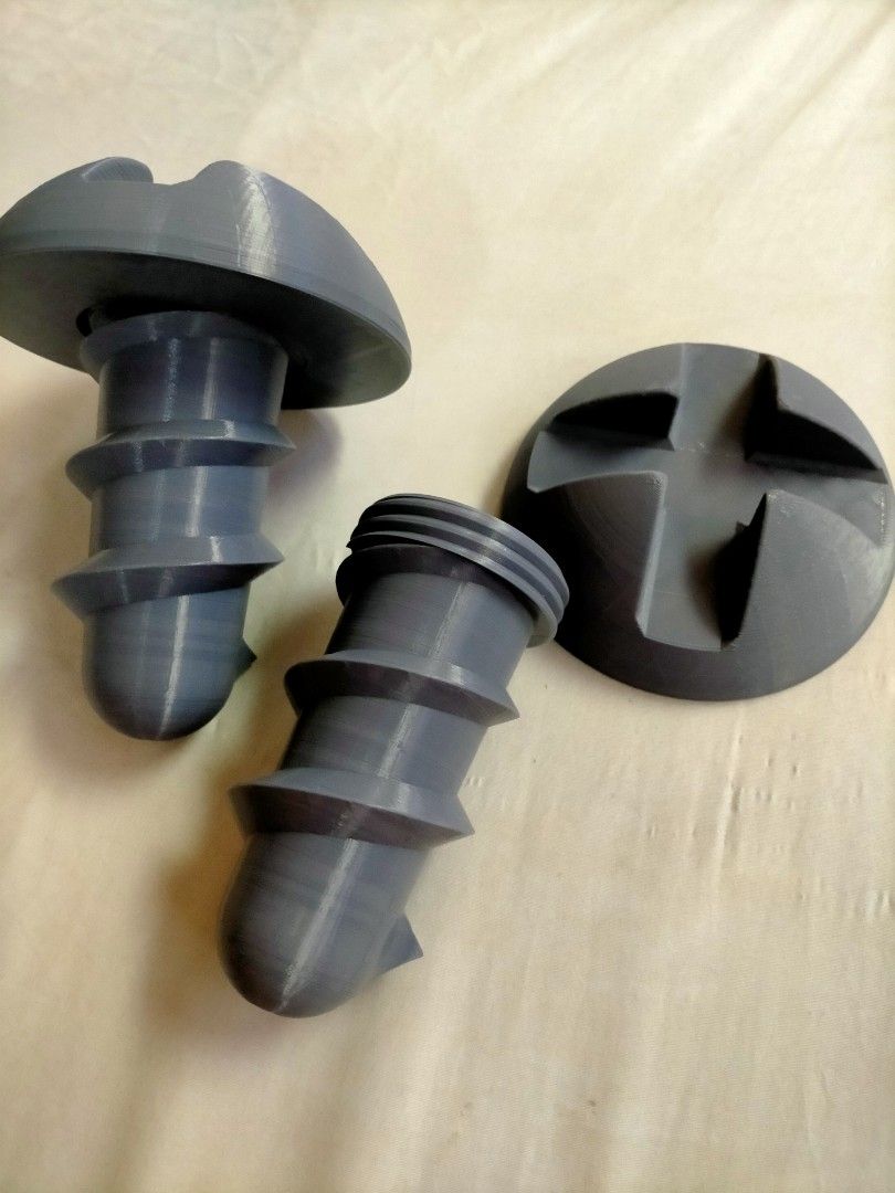 Lethal Company Big Bolt Prop (Category: Action & Battle Toys) located in Makati City. Submitted by rhayankathy (Listing ID 1274024864, Image 2). Description: A 3-D Printed to scale big bolt made with PLA+ filament from the game lethal company it can also be used as a storage containers.