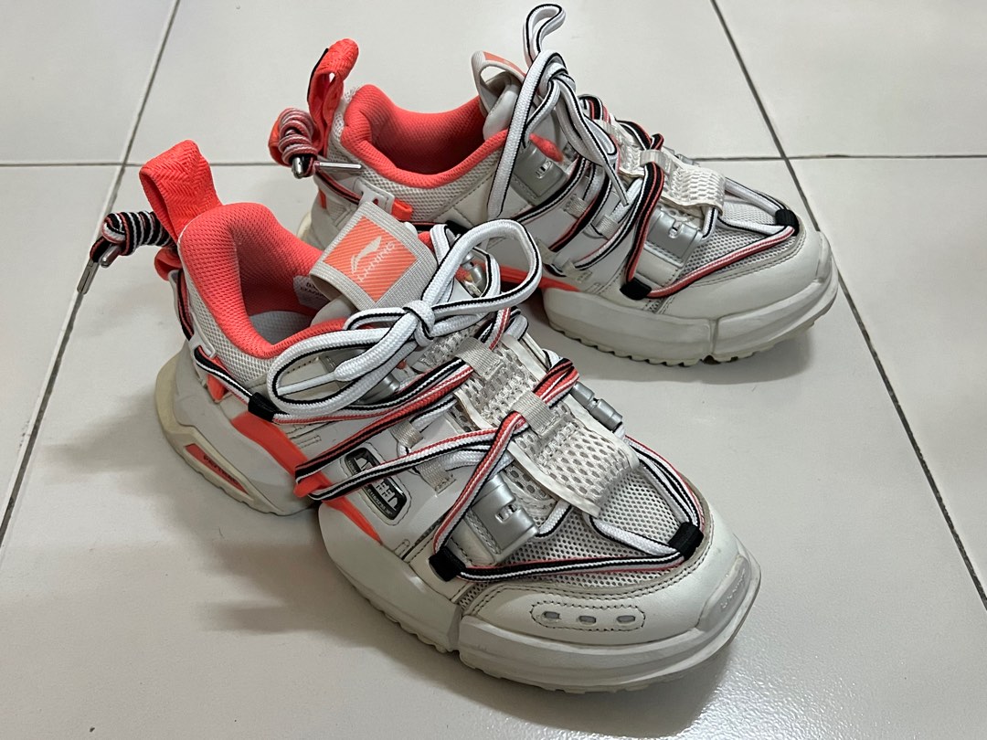 li ning titan shoes