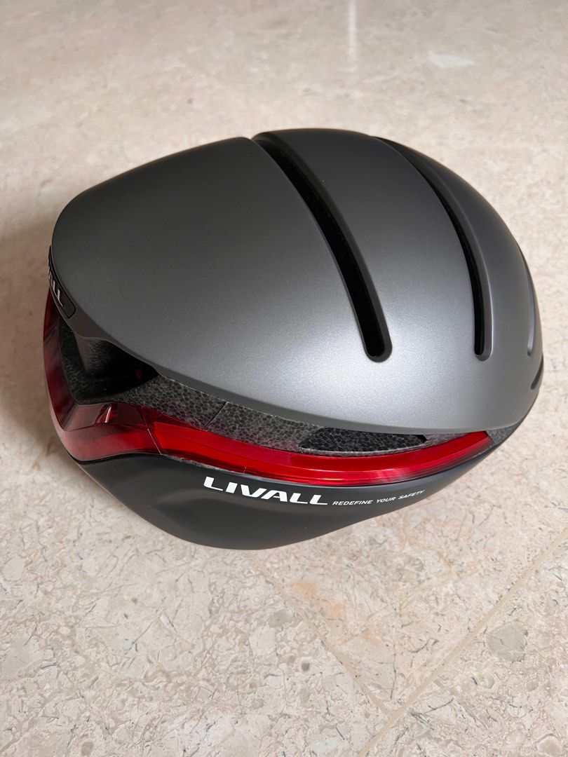 Livall evo21 no charging cable see description Sports