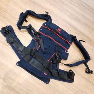 Manduca singapore sale