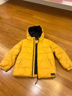(Category: ) located in . Submitted by zy888 (Listing ID 1274014701, Image 1). Description: .