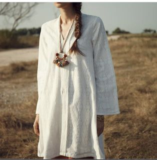 (Category: ) located in . Submitted by mnwardrobe (Listing ID 1273997412, Image 1). Description: .