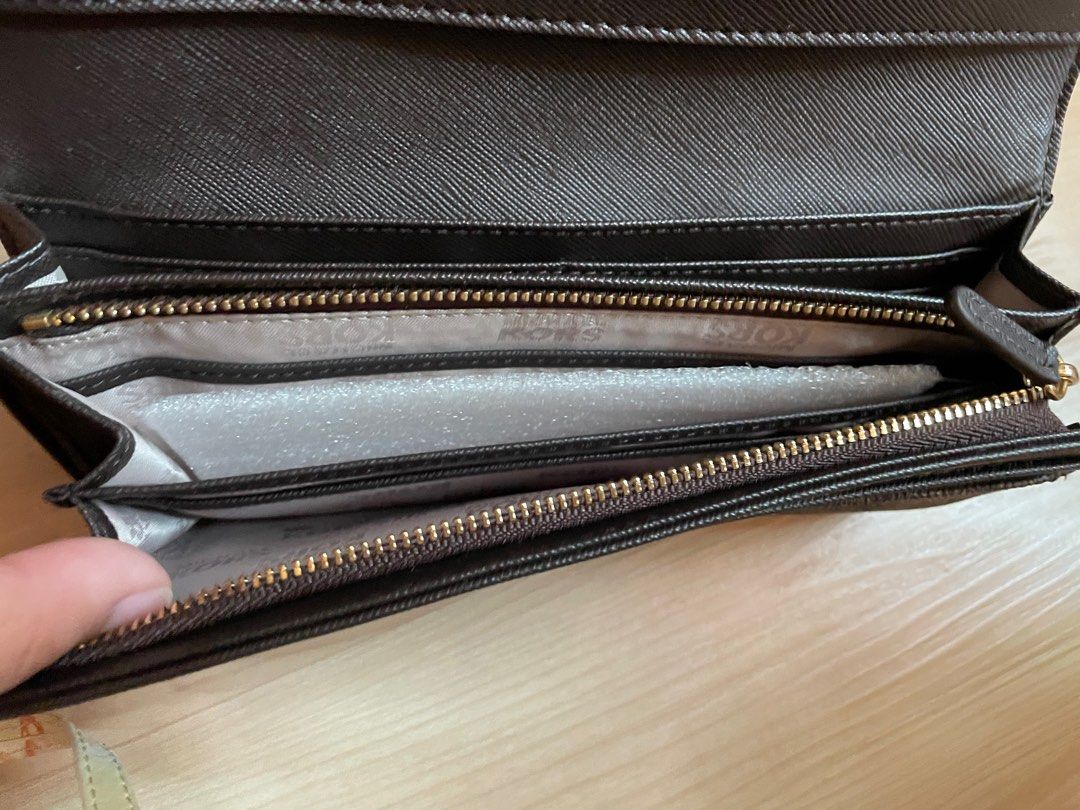 Michael kors fake hotsell wallet