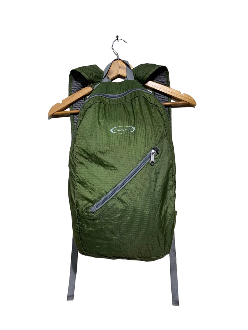 Mont daypack deals