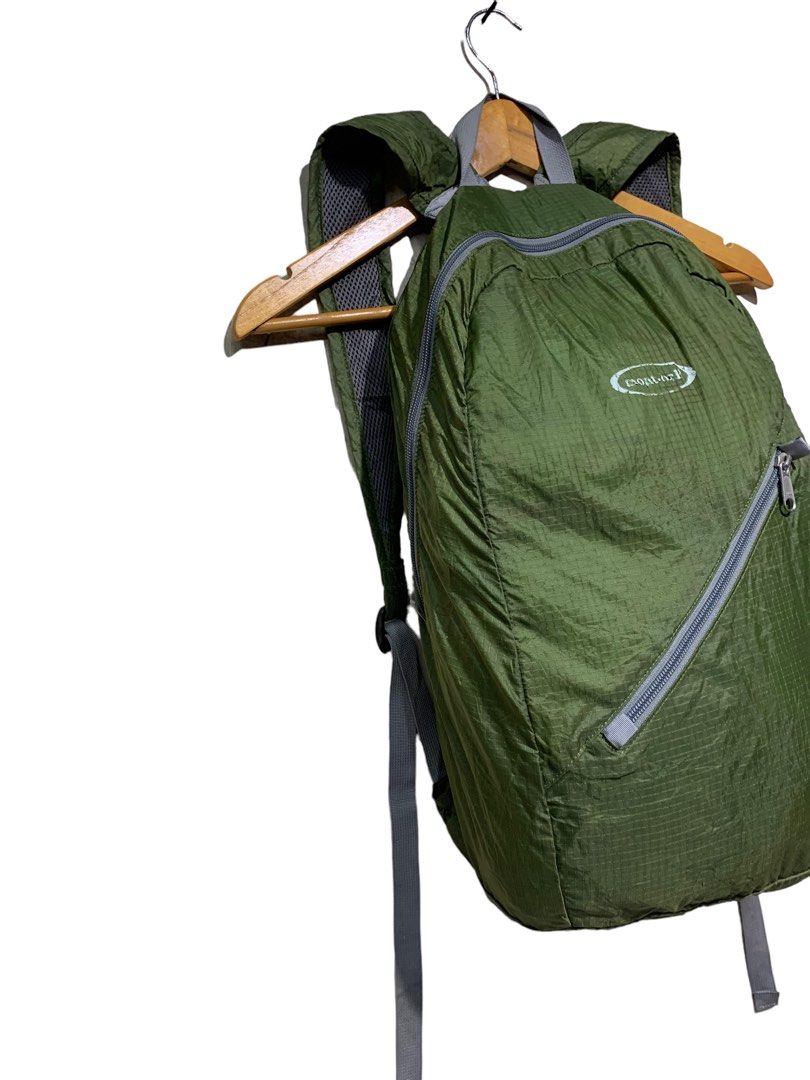 Mont daypack deals