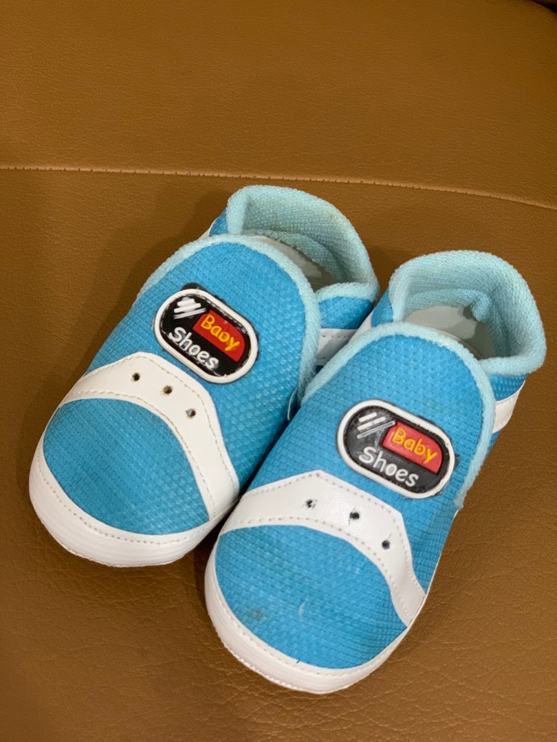 Born kids top shoes