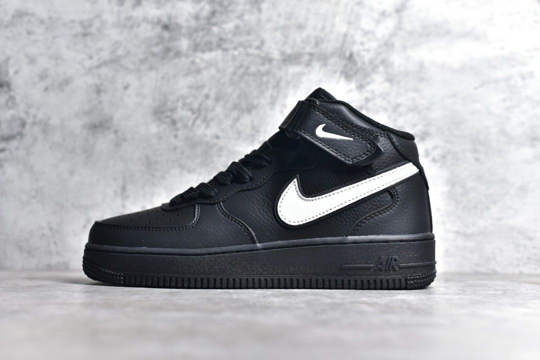 NIKE Air Force 1 07 Mid Black shoes Men s Fashion Footwear Sneakers on Carousell