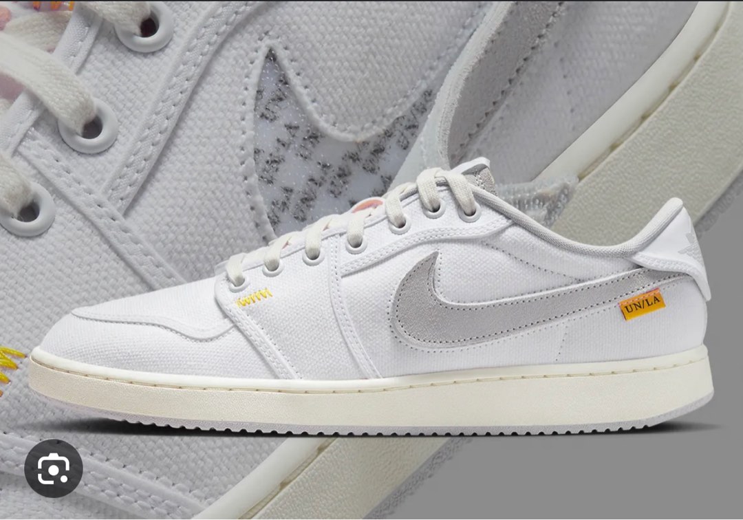 Nike air jordan low white on sale