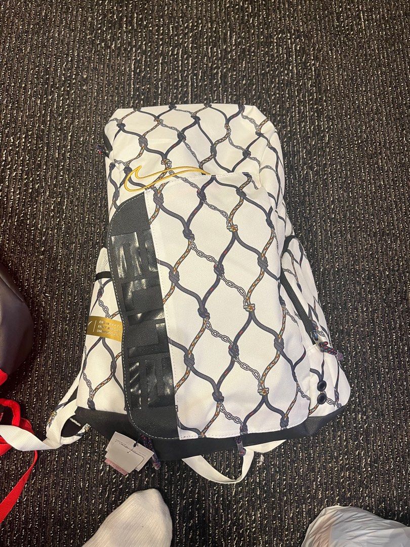 nike chain bag