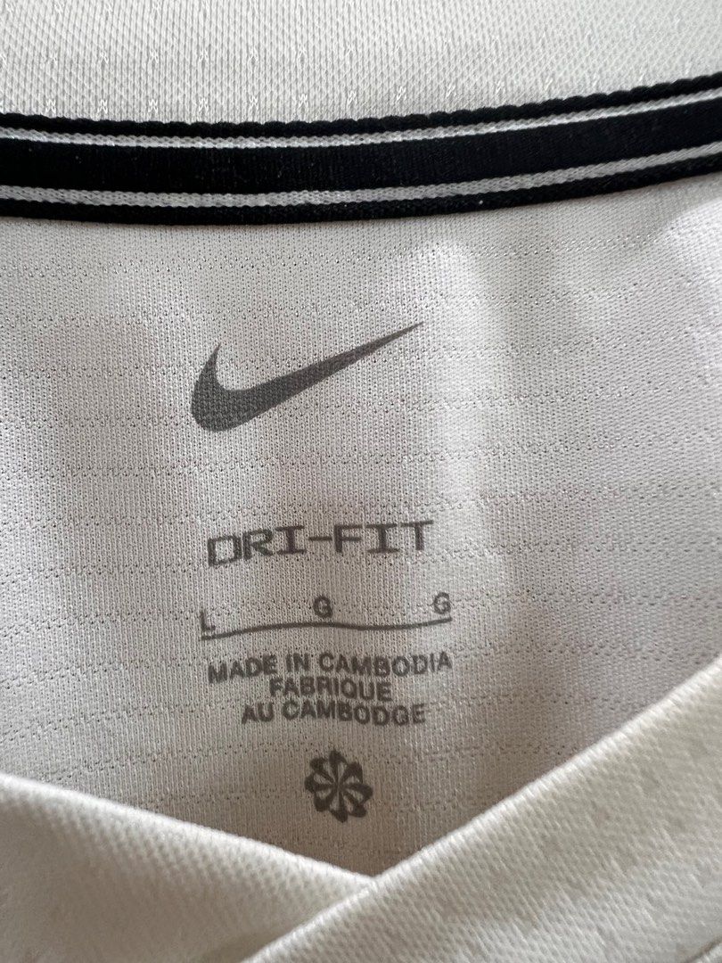 Rafael nadal best sale nike shirts