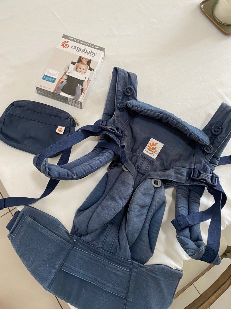 Ergobaby omni 360 teething pad deals