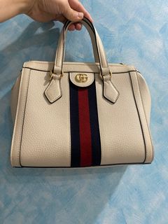 (Category: ) located in . Submitted by onlyauthentic68708 (Listing ID 1273937756, Image 1). Description: .