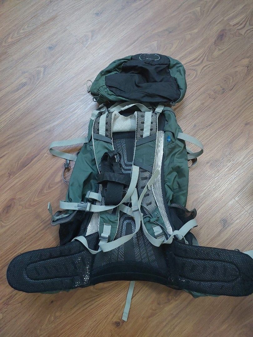 Osprey Stratos 50 Men s Fashion Bags Backpacks on Carousell