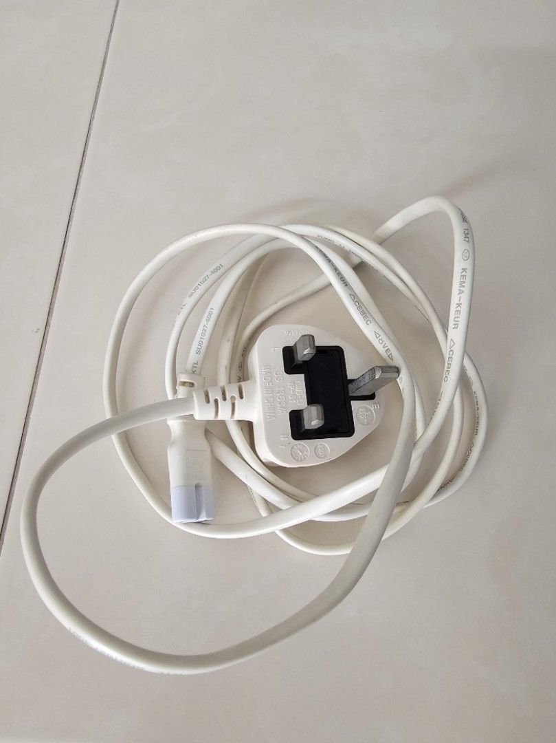 Extension Cable Reel, Computers & Tech, Parts & Accessories, Cables &  Adaptors on Carousell