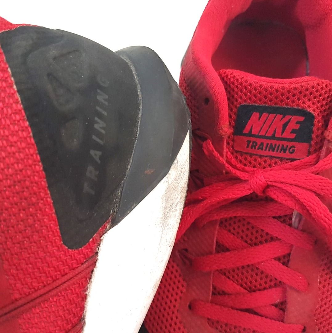 Red nike outlet training shoes