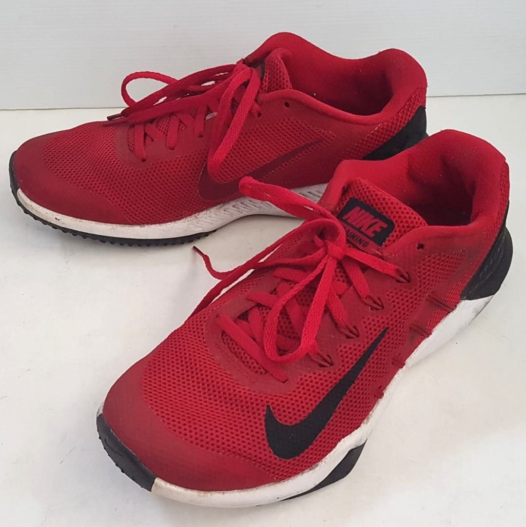 Red running hotsell sneakers