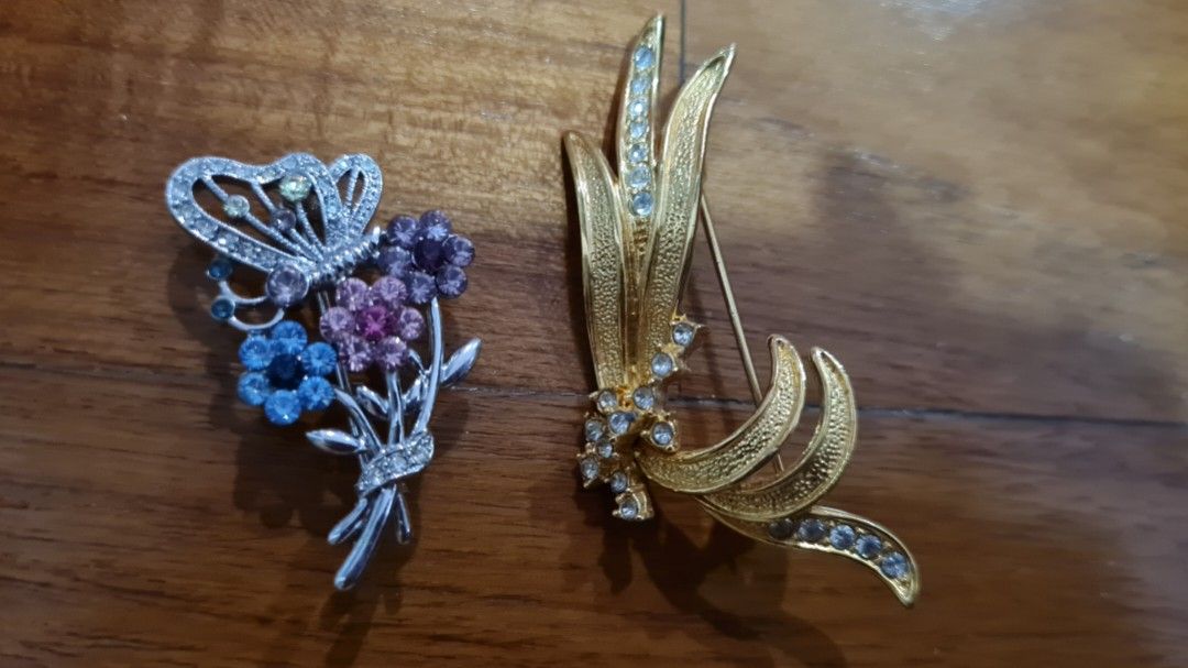 Nice brooches store