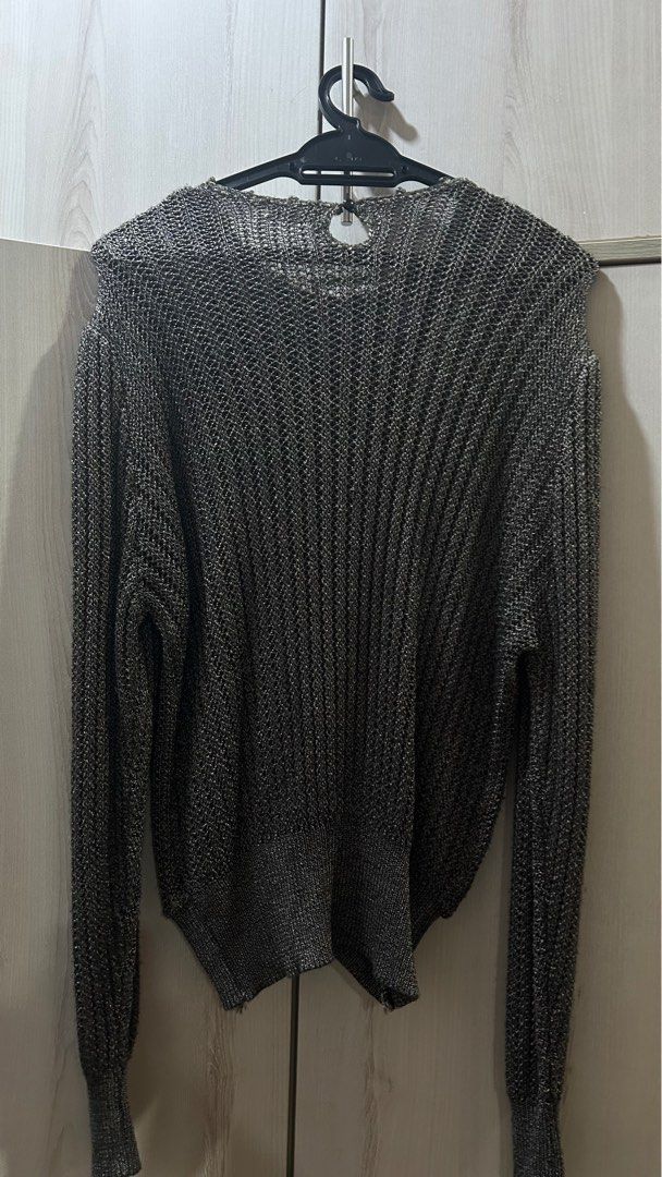 Ribbon Puffy sleeves Sweater L Women s Fashion Tops Other Tops