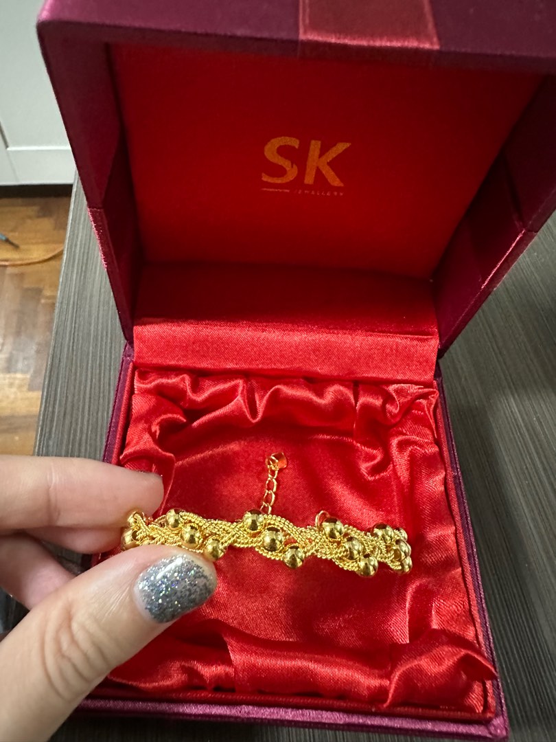 Sk gold hotsell bracelet