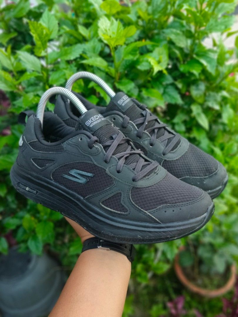 Skechers black size 6 uk outlet