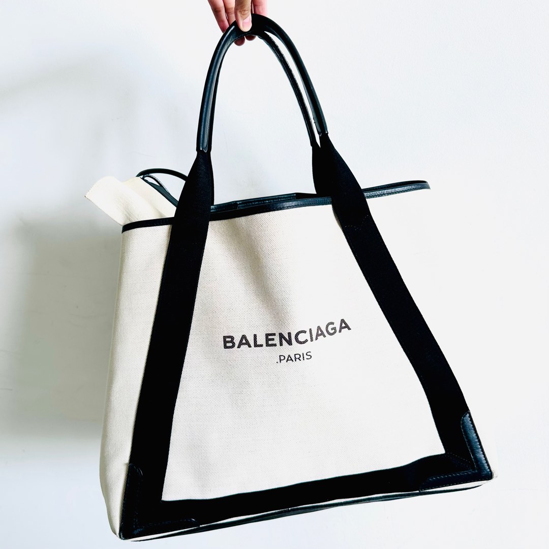 Balenciaga cabas hotsell m