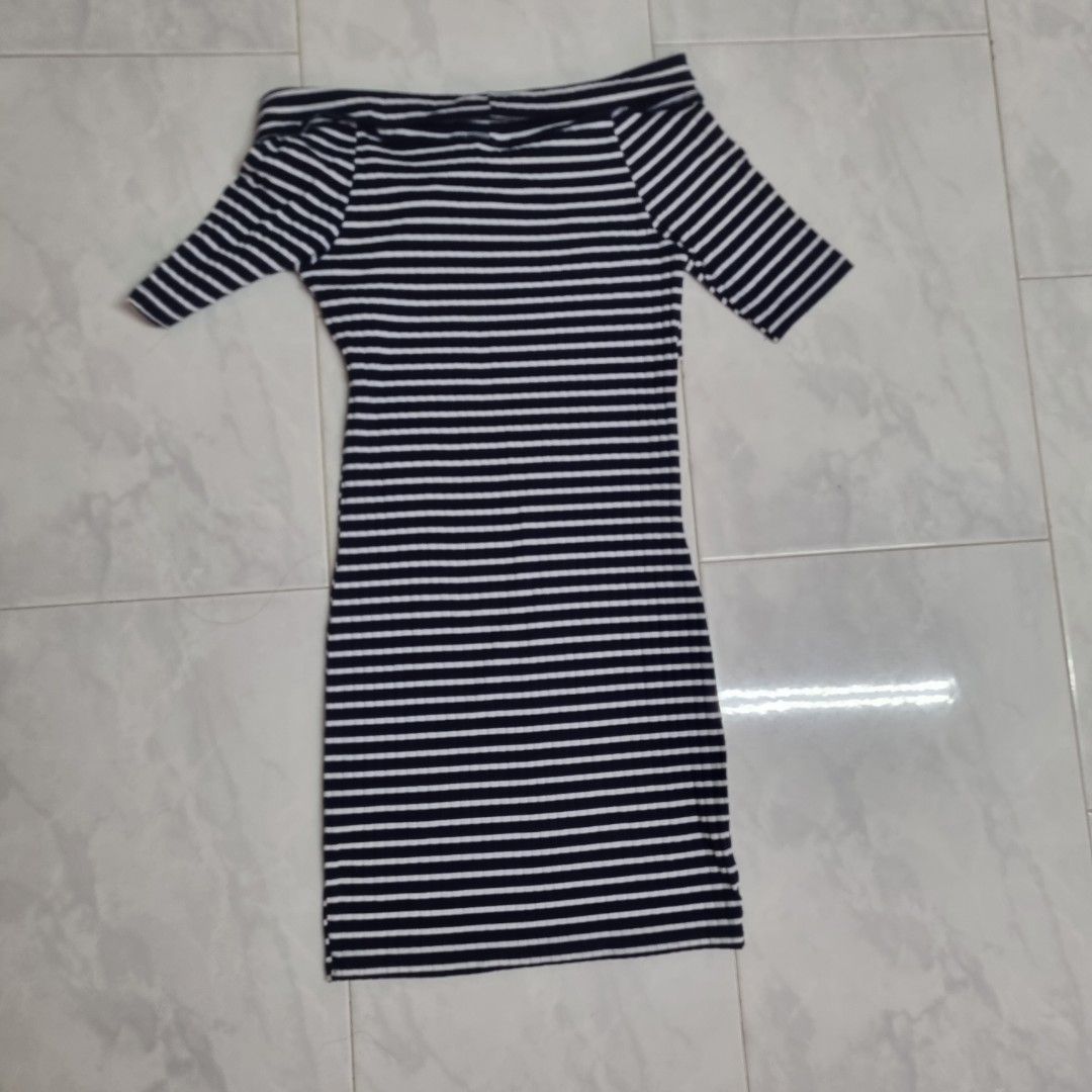Striped bodycon cold shoulder dress, Women's Fashion, Dresses & Sets,  Dresses on Carousell