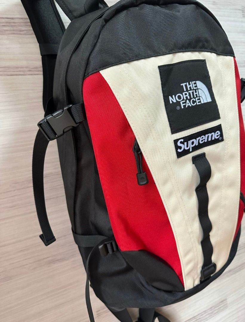 Supreme North Face Expedition Backpack 白 - sam4fishers.com