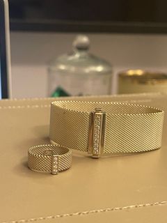 (Category: ) located in . Submitted by Lcloset (Listing ID 1273994461, Image 1). Description: .