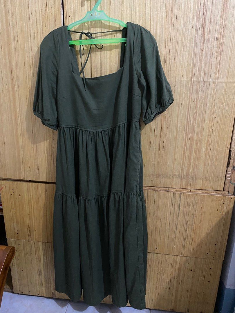Uniqlo Dress (Category: Dresses) located in Butuan. Submitted by ronapreloveditems (Listing ID 1273945310, Image 1). Description: Used once. Excellent condition.