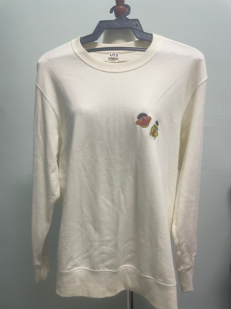 Uniqlo sweatshirt jumper KAWS