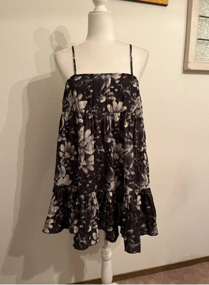 Uo floral tiered babydoll dress 2025