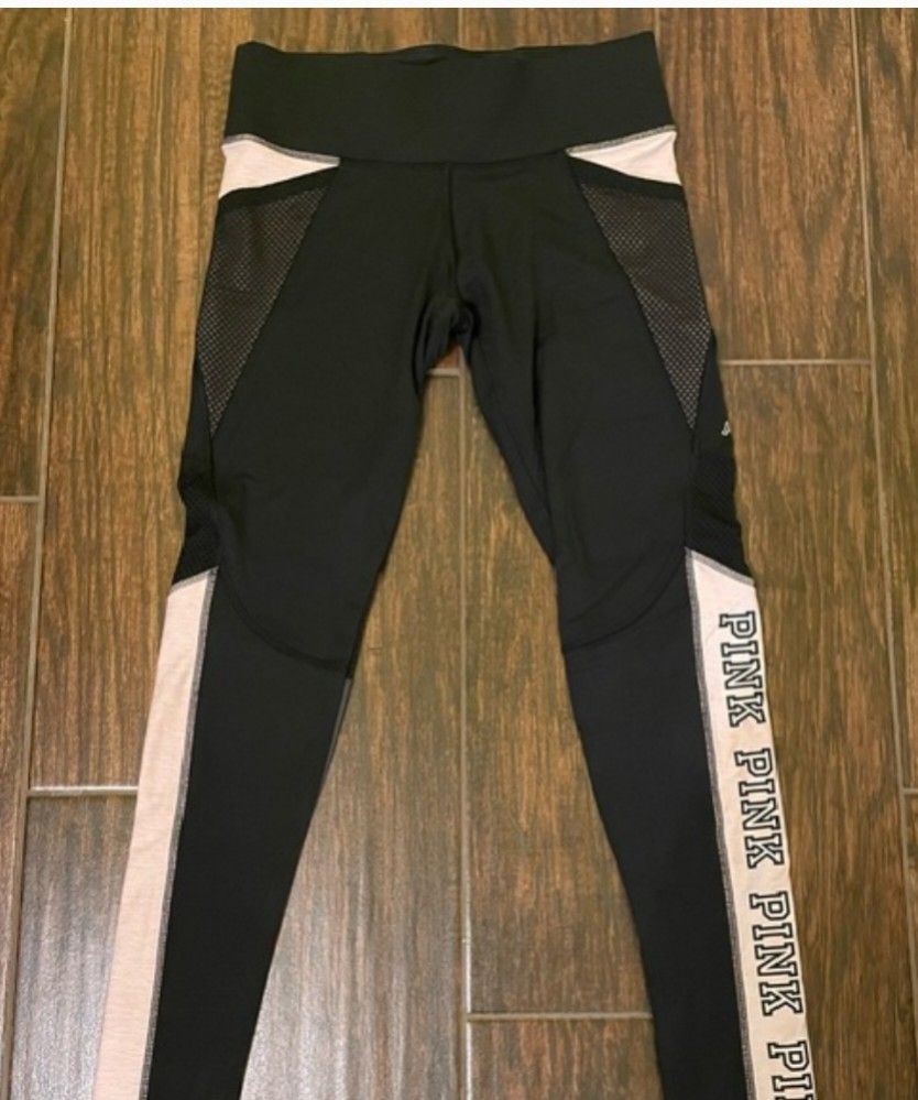 VICTORIA SECRET LEGGINGS, Women's Fashion, Activewear on Carousell