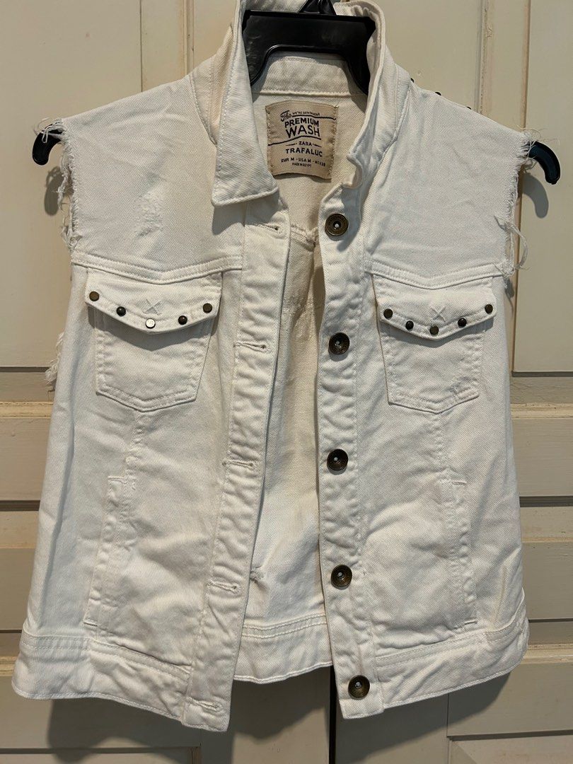 White online demin vest