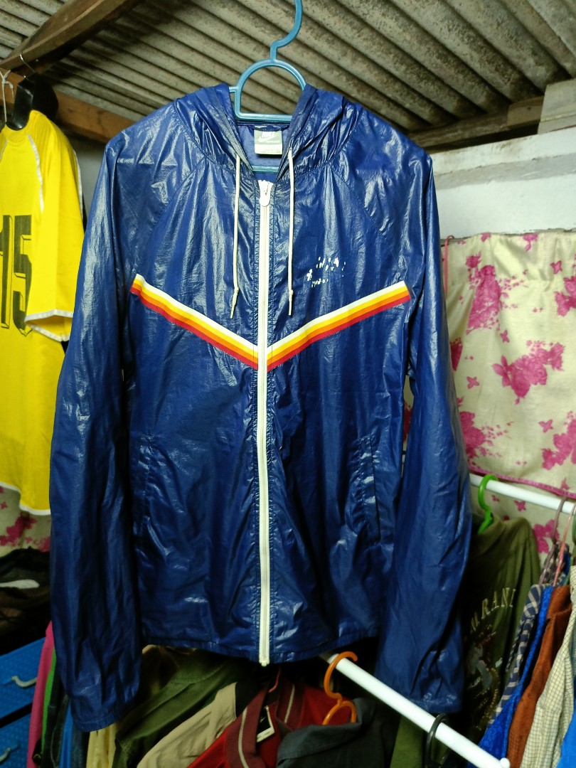 Blue and discount yellow nike windbreaker