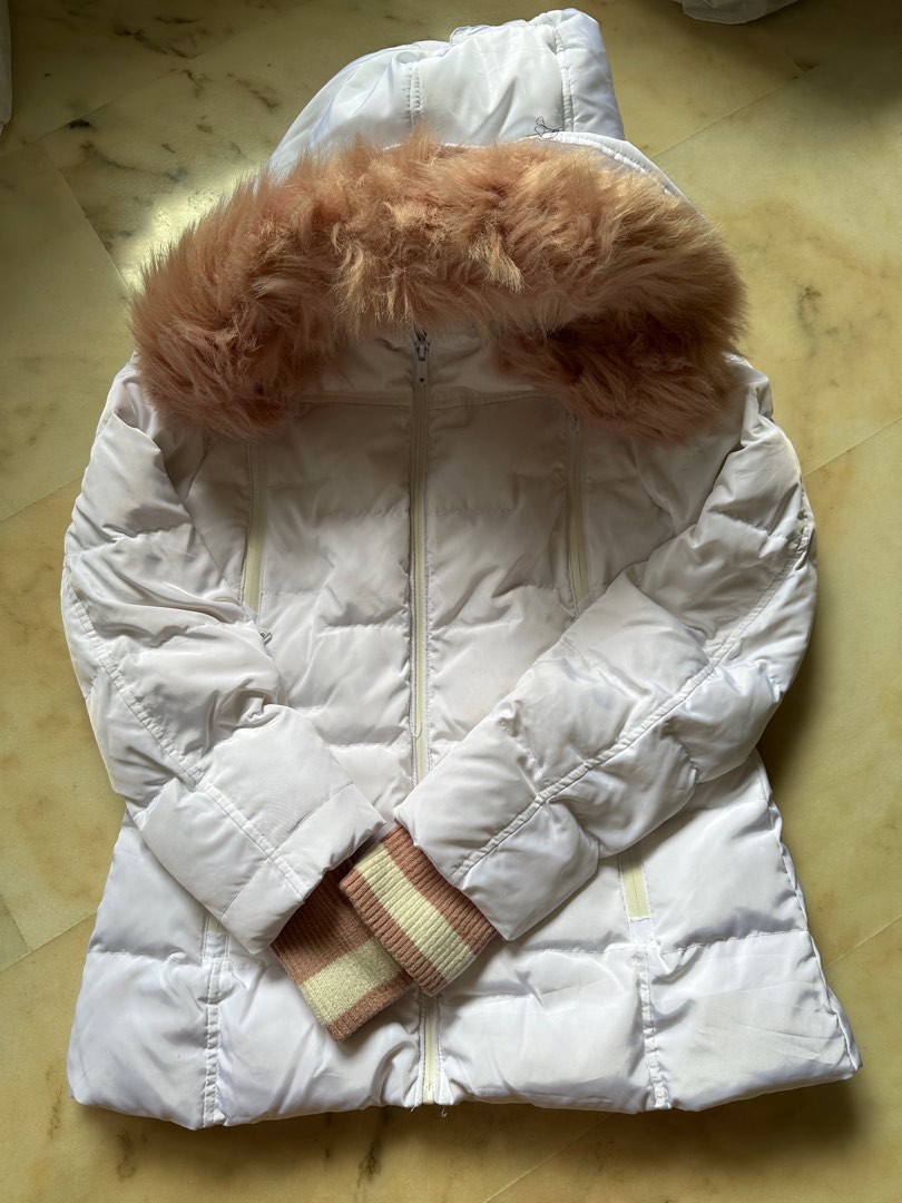 White winter clearance jacket fur hood