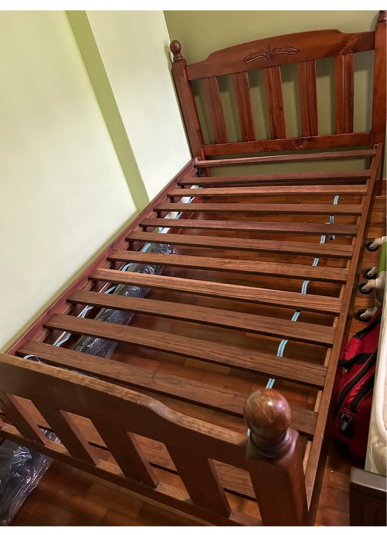 Wooden Bed Frame and mattress Picket and Rail, Furniture & Home