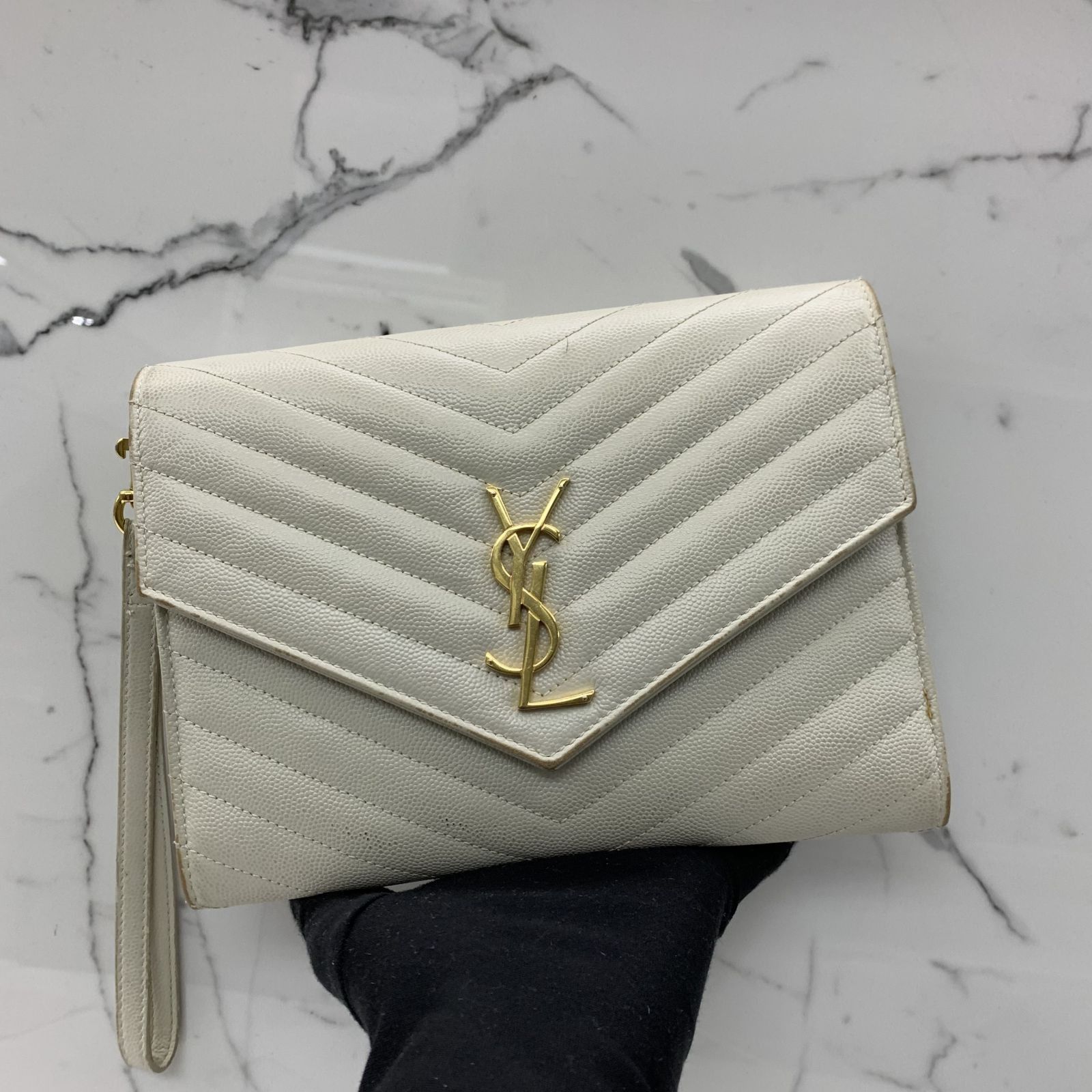 White wristlet clutch new arrivals bag