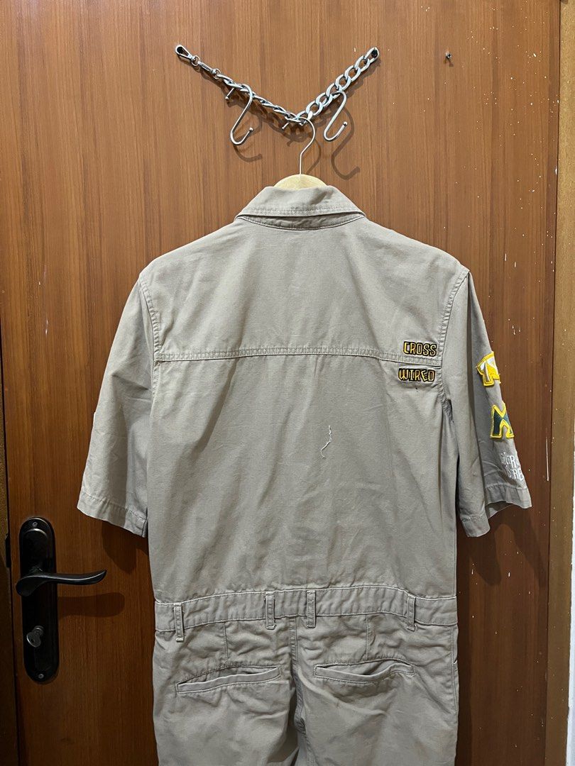 Zara Men Jumpsuit S M Beige Brown Fesyen Pria Pakaian Lainnya di Carousell