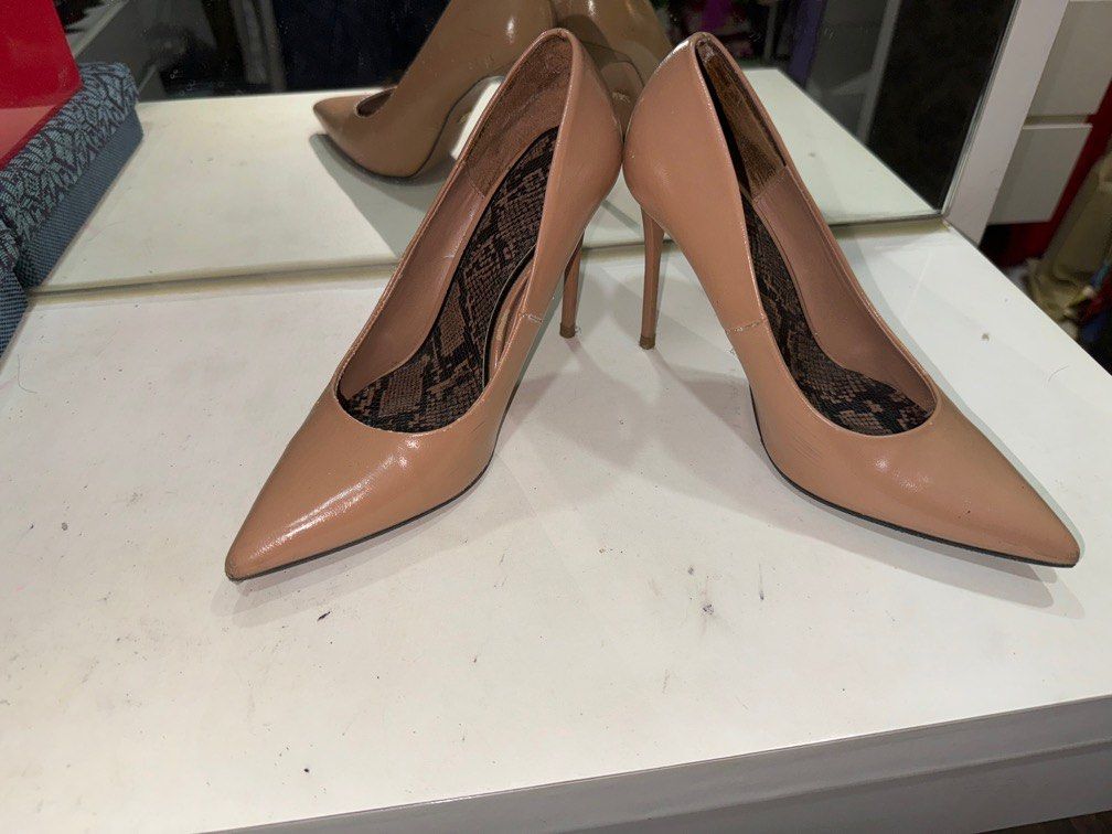 Zara Nude Pumps Classic Heel