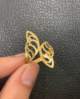 18k Gold Butterfly Ring