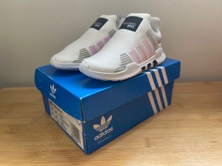 （分類：）位於 。 由 _wannn_ 提交（商品編號 1274164436，圖片 1）。簡介： 。