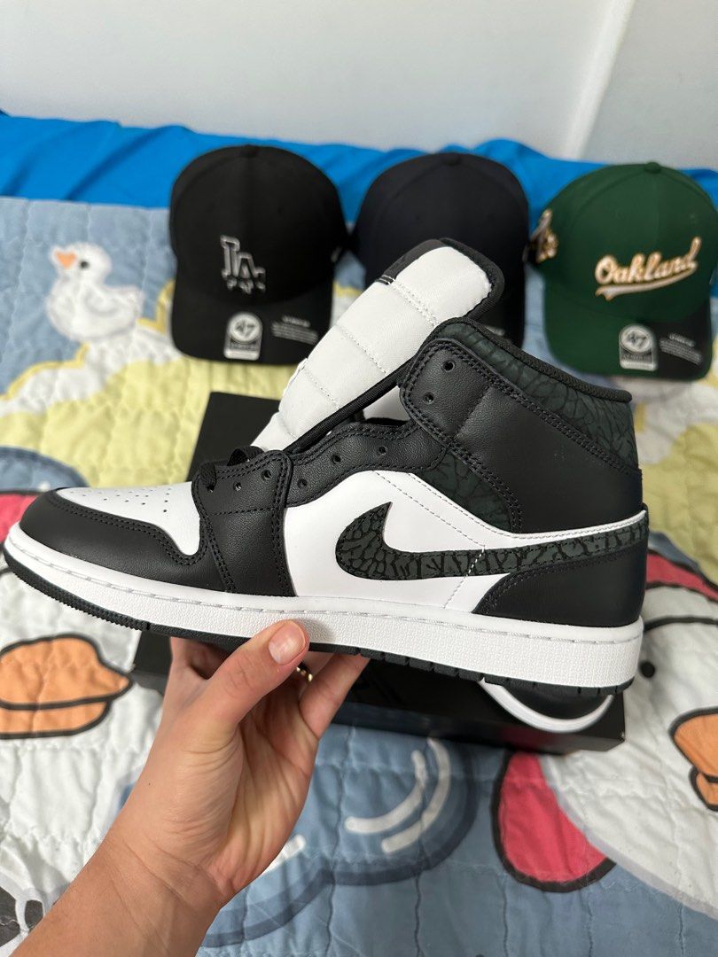 Jordan mid panda 2025