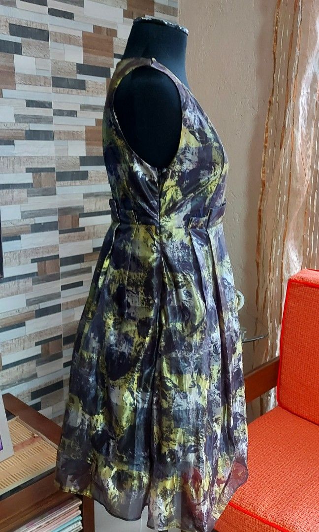 Alexander McQueen Gray and Gold Dress Rush Sale Women s Fashion Dresses Sets Dresses on Carousell