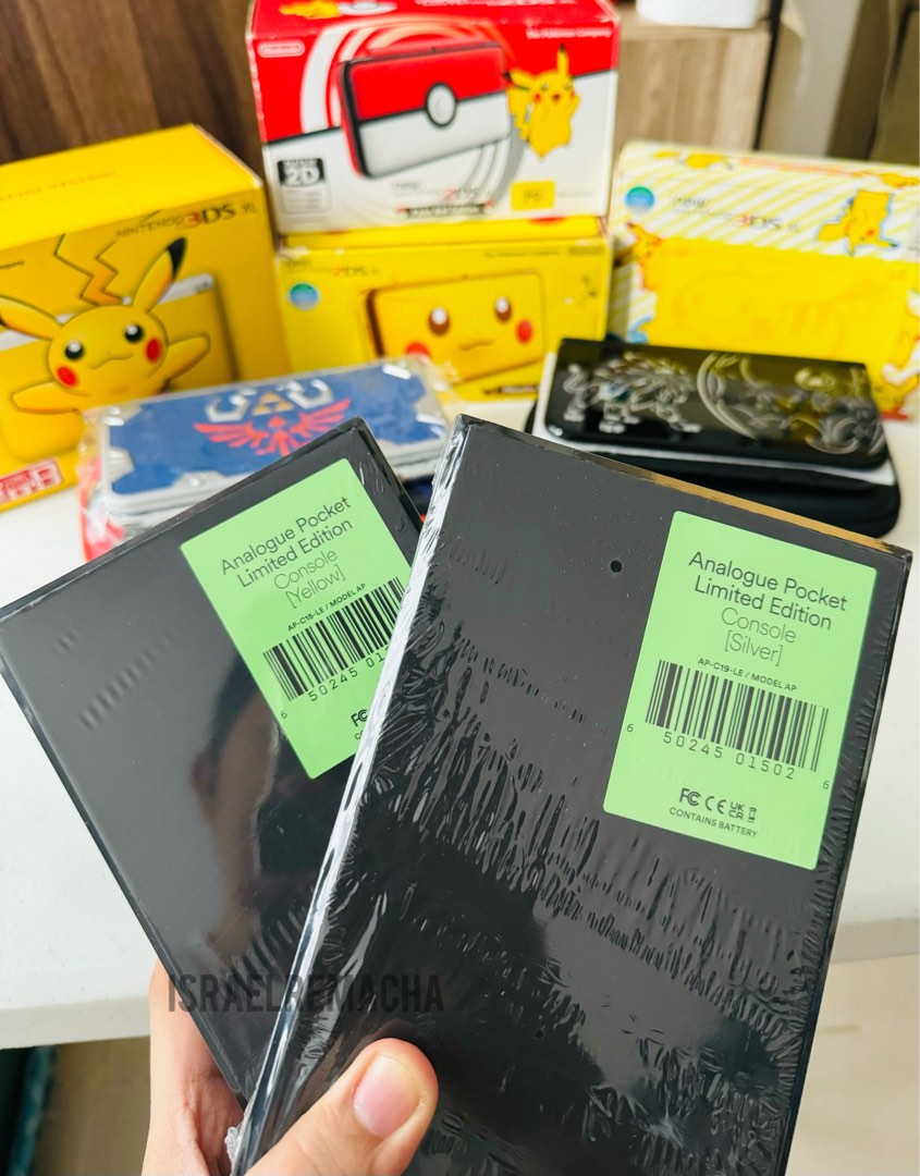 Analogue Pocket Yellow and Silver, Video Gaming, Video Game Consoles