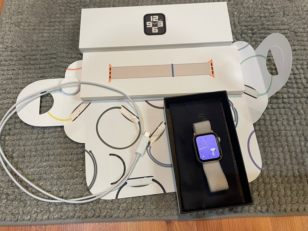 Apple Watch SE (Gen 2) 2023 40mm GPS Starlight, Mobile Phones & Gadgets