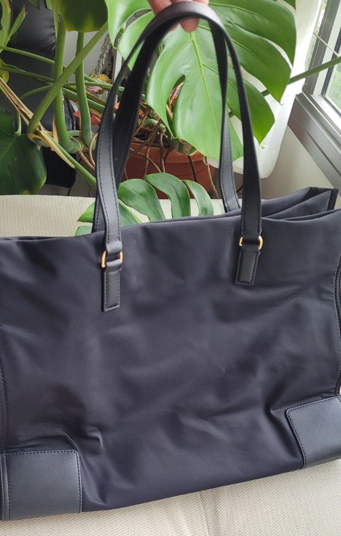 Frye on sale lily tote